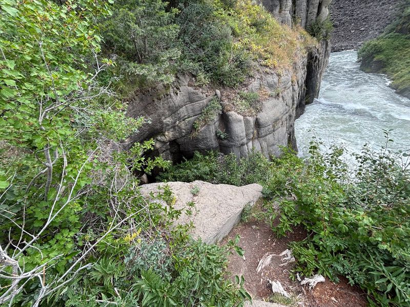 The Steep Route Down To The Water