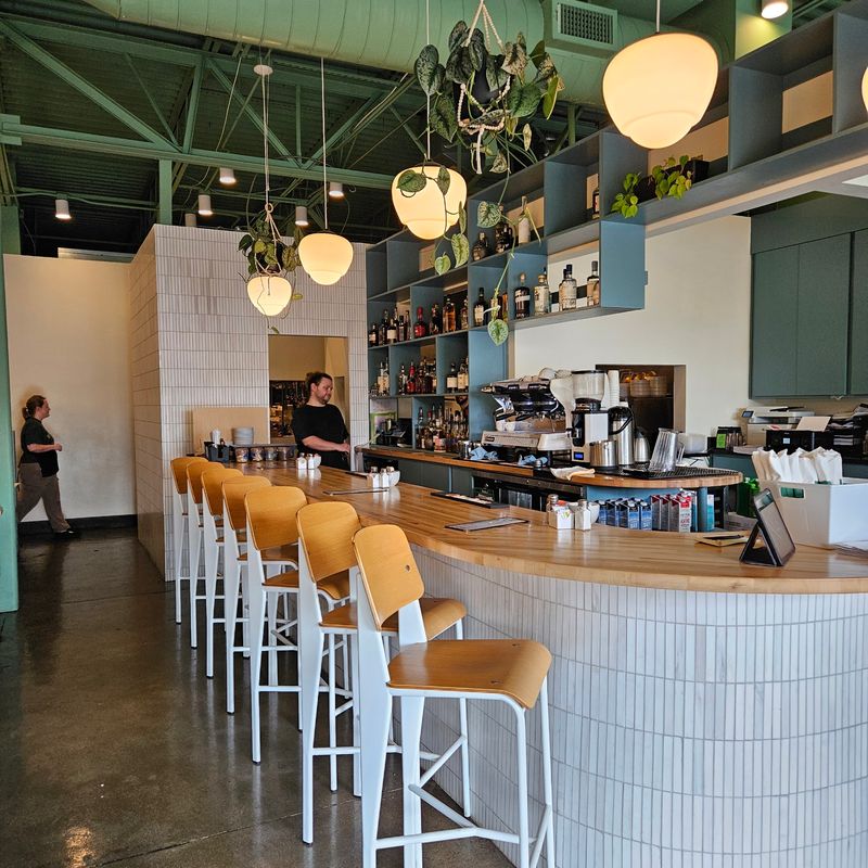 Beau's Cafe