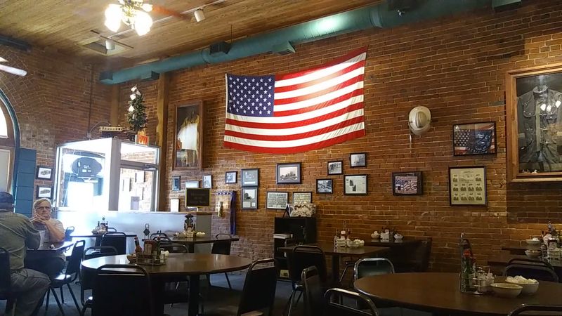 A Firehouse Breakfast Spot On Lincoln's Northeast Side