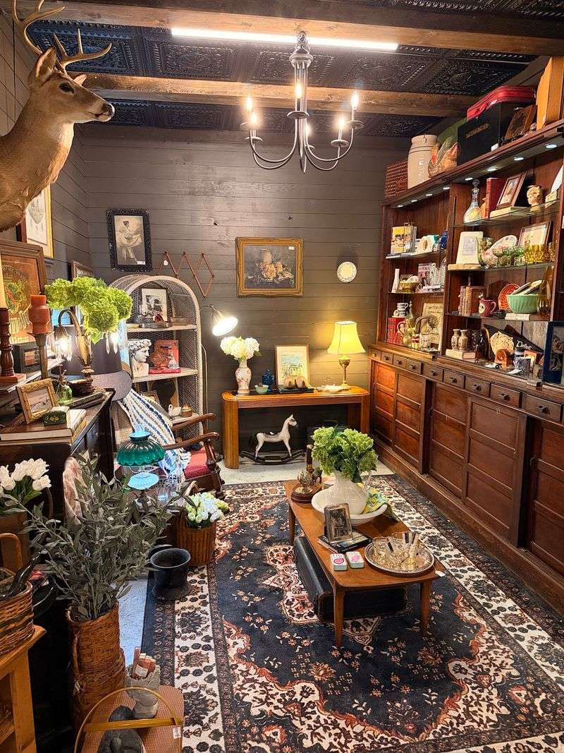 Bolingbroke Antiques & Mercantile