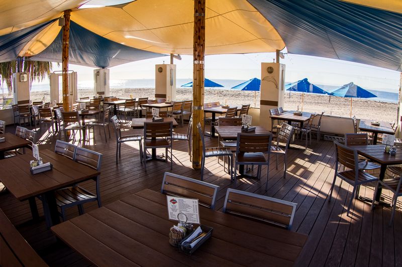 Shoreline Cafe
