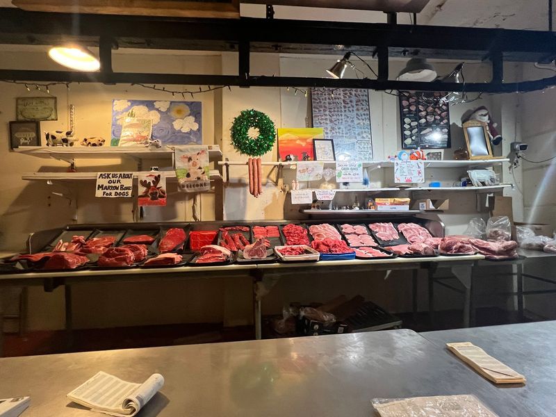 10 Connecticut Butcher Shops Where Locals Stock Their Freezers Without Spending A Fortune - Decor Hint Meadow Meat Co, Middletown