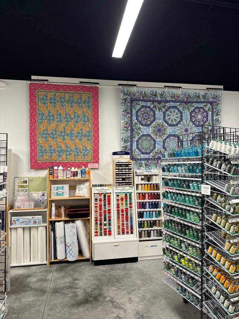 This Idaho Quilt Shop Pairs A Wide Fabric Selection With Sewing Machine Sales And Repair In The Same Store - Decor Hint The Little Supplies That Rescue Big Projects