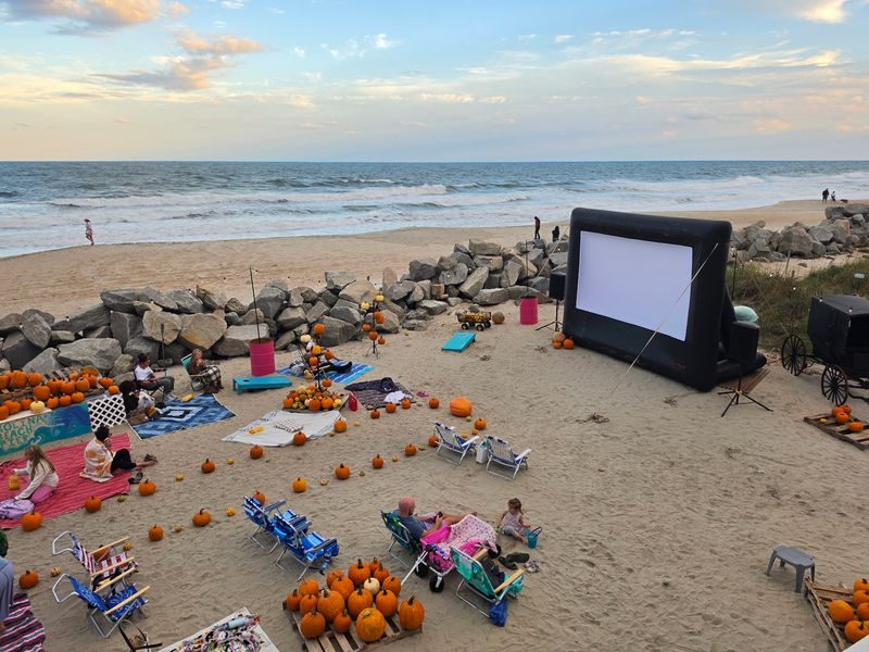 Halloween Movies Play With A Real Ocean Soundtrack