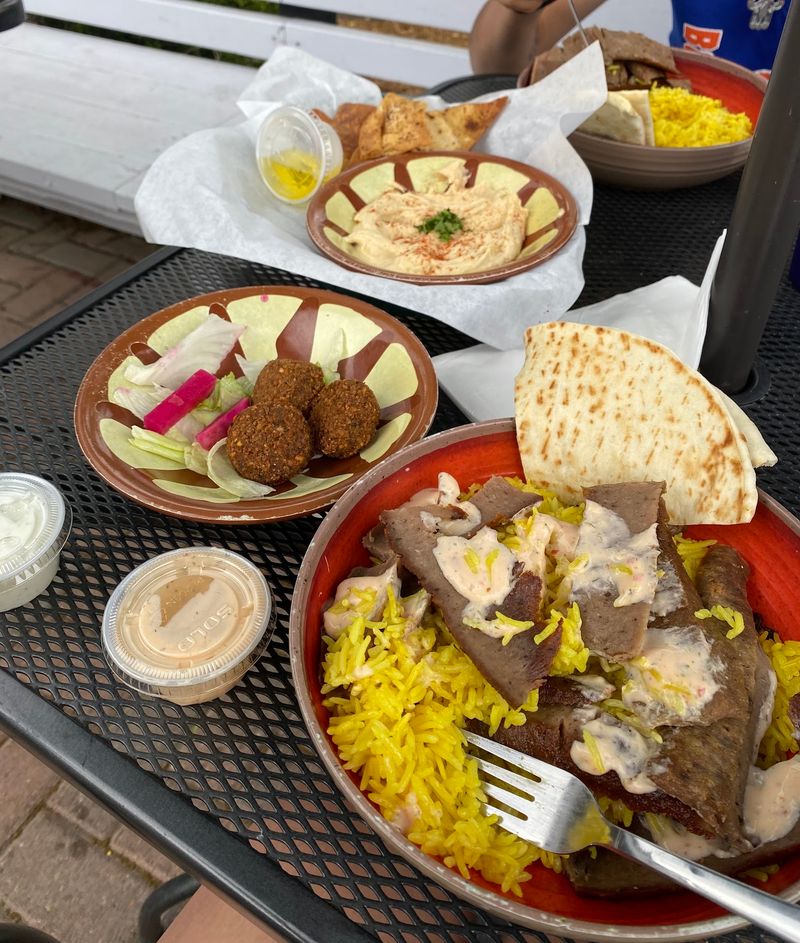 Takeout Lovers Have A Strong Ally Here