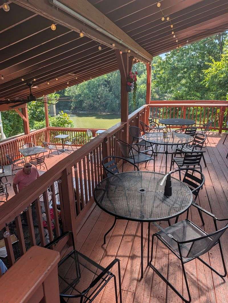 These 10 Gluten-Free Friendly Restaurants In Kentucky Are Worth The Drive - Decor Hint Bourbon On Main, Frankfort
