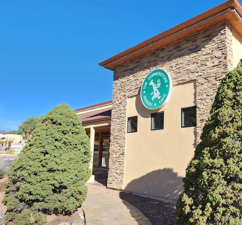 10 New Mexico Desert Bakeries That Make Leaving Town Worth It - Decor Hint Cornerstone Bakery & Cafe In Ruidoso