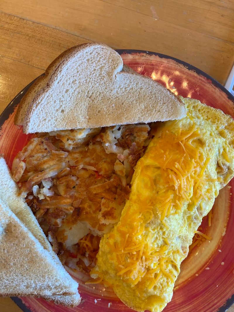 What It’s Really Like Inside This Remote Michigan Country Diner - Decor Hint A Breakfast Burrito With Chorizo? Yes, Really