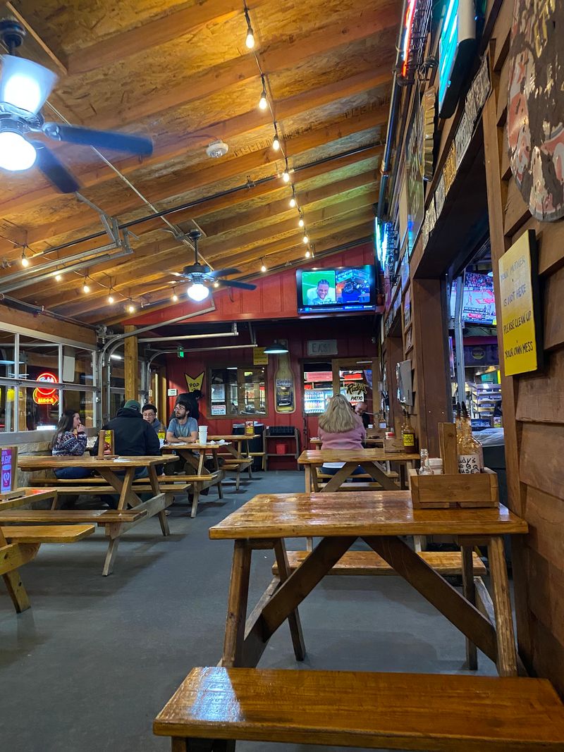 Red Rocks Nearby Make This The Perfect Pit Stop