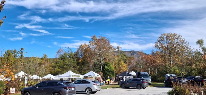 Shop For Pottery, Jewelry, Woodwork And One-Of-A-Kind Fall Finds