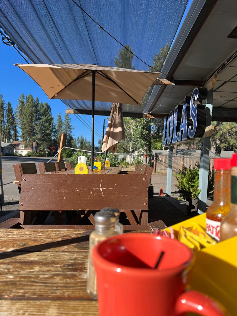 Breakfast Here Comes With Serious Small-Town Flavor