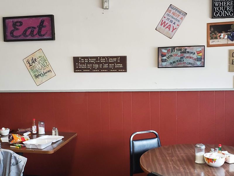 Giant Hot Chocolate And Clever Sayings On The Walls