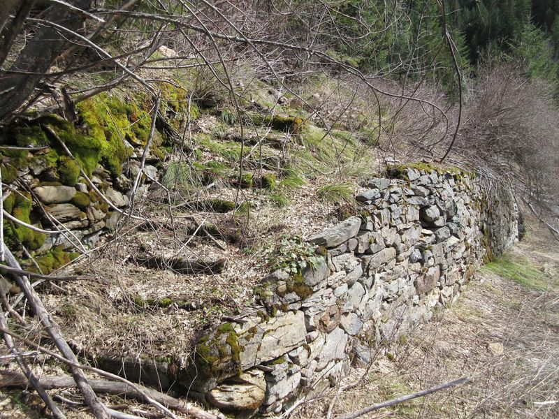 9 Idaho Ghost Towns Where Weathered Buildings Still Line The Old Streets This October - Decor Hint Burke