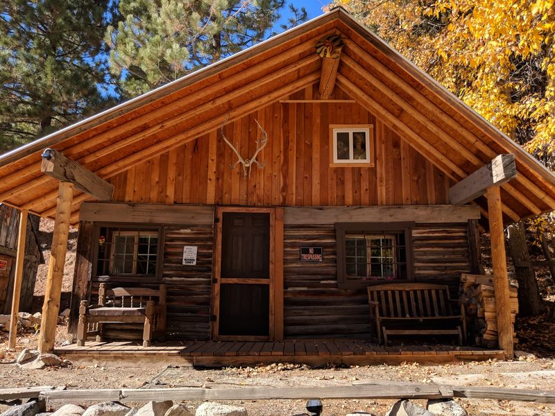 9 Idaho Ghost Towns Where Weathered Buildings Still Line The Old Streets This October - Decor Hint Rocky Bar