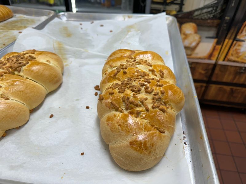 Breads Worth Taking Home By The Bag