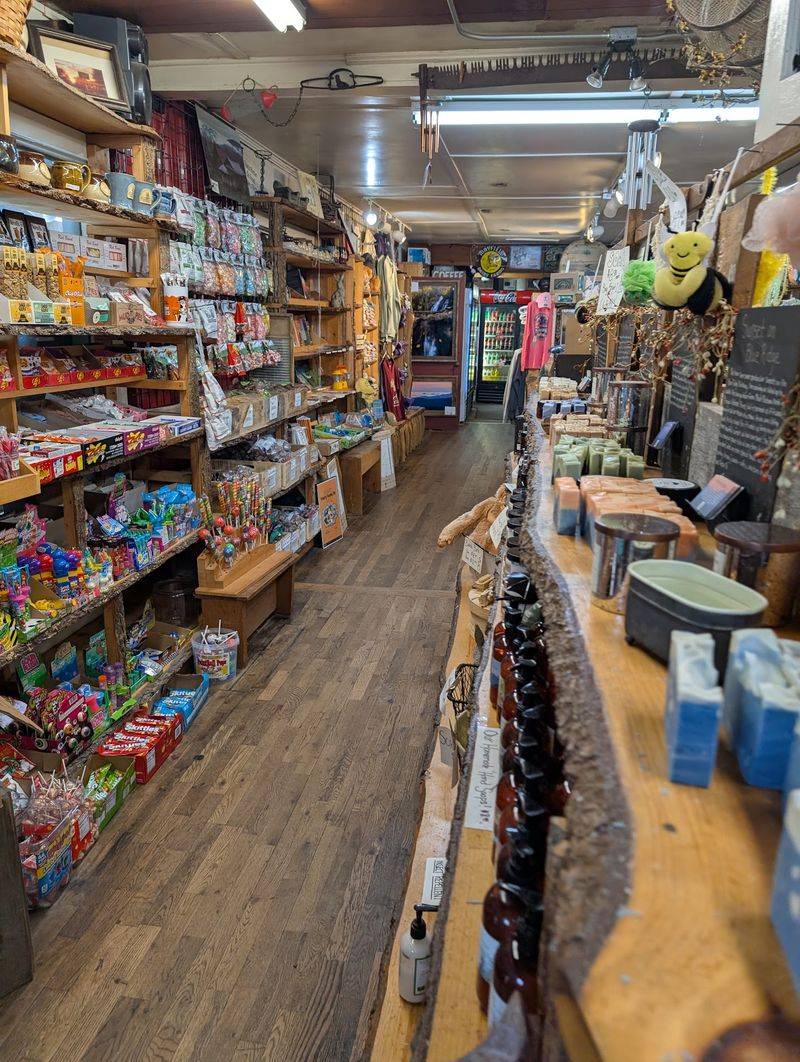 This Old-School Georgia Mountain Market Has Been A Roadside Favorite For Generations - Decor Hint Rocking Chairs And River Views Are Waiting For You