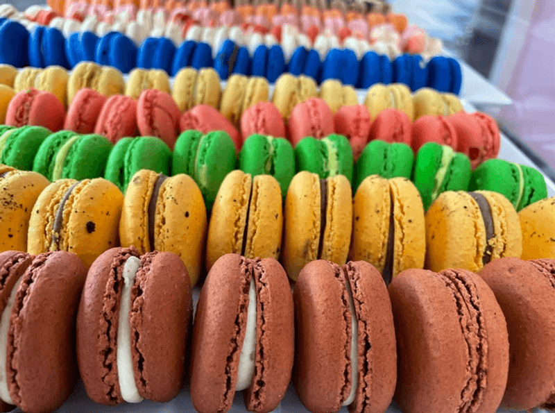 Macarons So Pretty You May Hesitate Before Biting