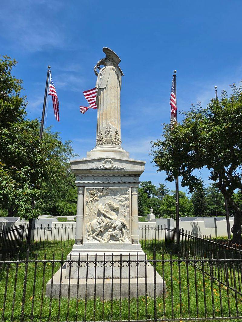 Frankfort Cemetery