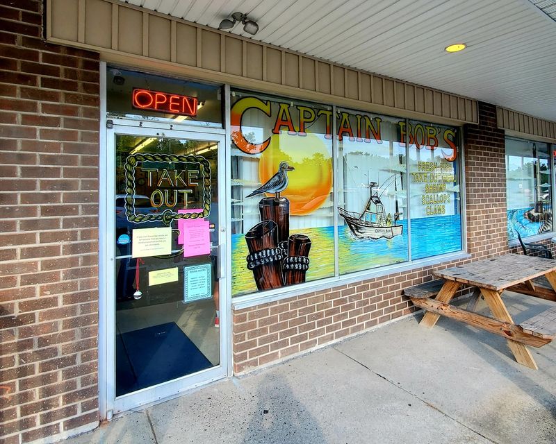 This Modest Pennsylvania Seafood Counter Has Fried Seafood That Tastes Like A Trip Down The Shore - Decor Hint Plan Your Visit Around These Hours