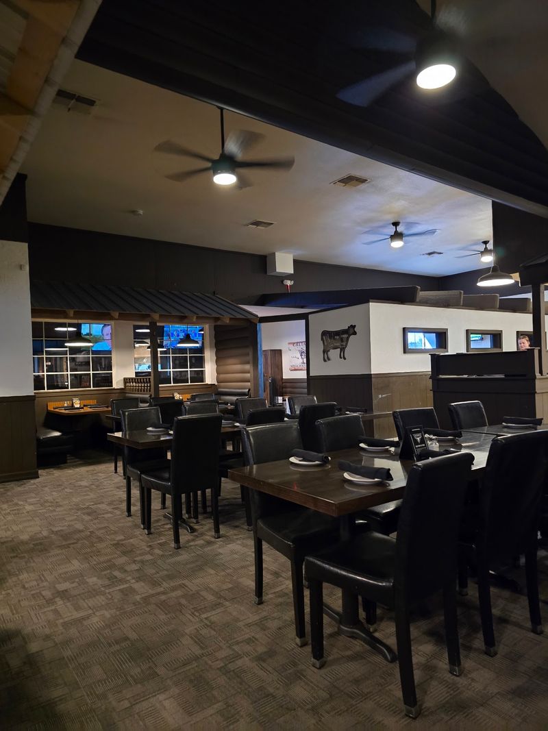 Cheyanne's Steakhouse and Lounge: Kingsburg's Hometown Favorite
