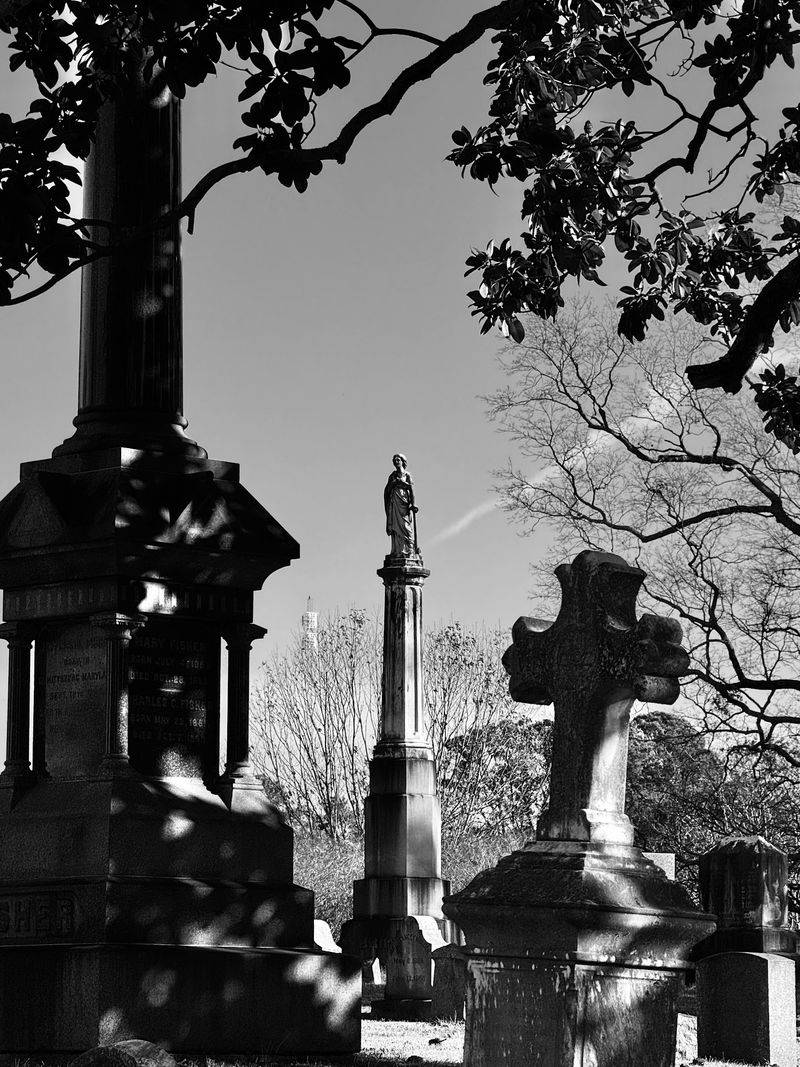 Oakwood Cemetery