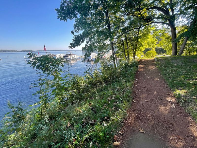 Geneva Lake Shore Path