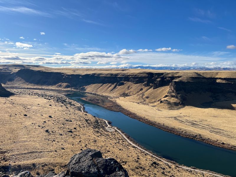 Rattlesnakes Head Into Idaho Rock Dens As Nights Cool, So Hikers Watch Sunny Ledges This Month - Decor Hint Snake River Birds of Prey National Conservation Area