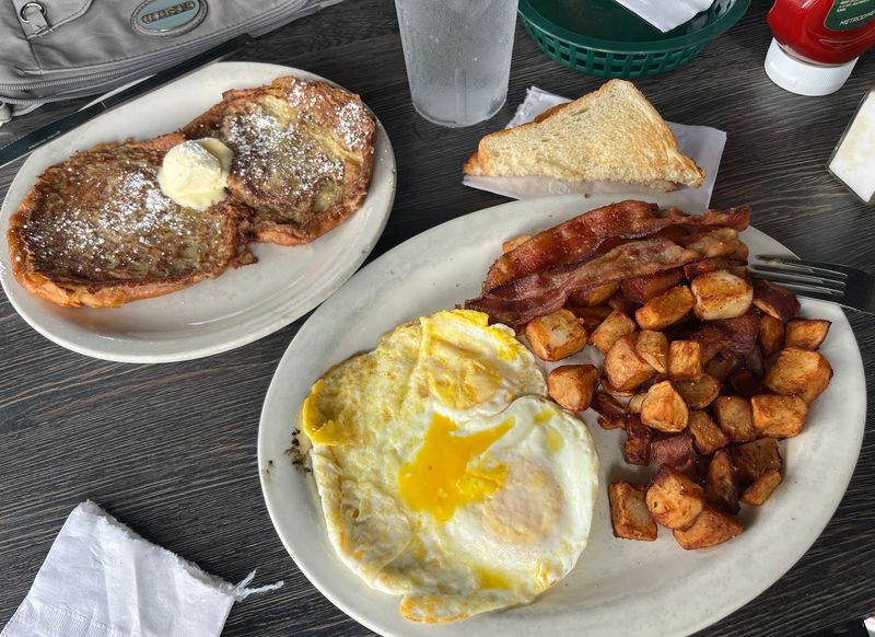 Metro Diner