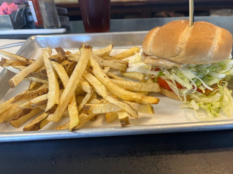 Burgers, Fresh-Cut Fries, And A Proper Fry Sauce Moment