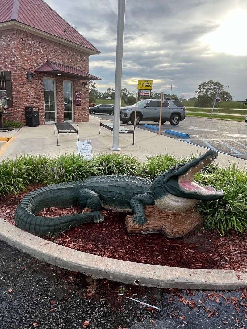 Fezzo's Seafood & Steakhouse, Scott