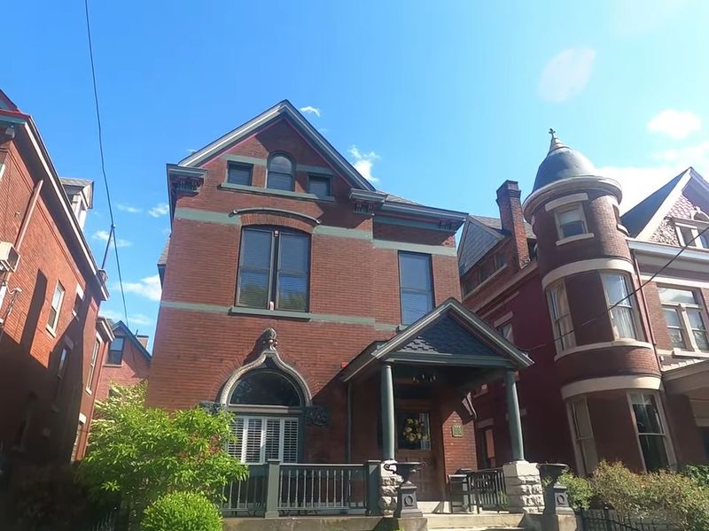 Once Known As Sin City, This Kentucky Town Is Now Named One Of The Best Historic Small Towns In America - Decor Hint Gorgeous Old Homes Fill One Of The State's Biggest Historic Districts