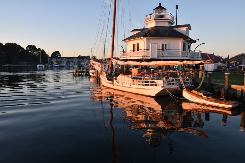9 Retirement-Friendly Maryland Trips Centered Around Lighthouses And Harbor Walks - Decor Hint Hooper Strait Lighthouse At Chesapeake Bay Maritime Museum, St. Michaels