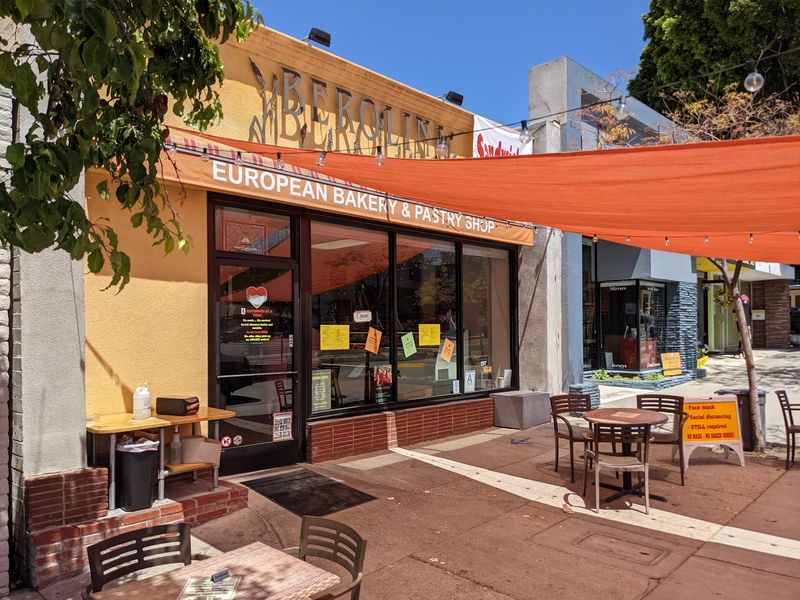 Berolina Bakery, Glendale