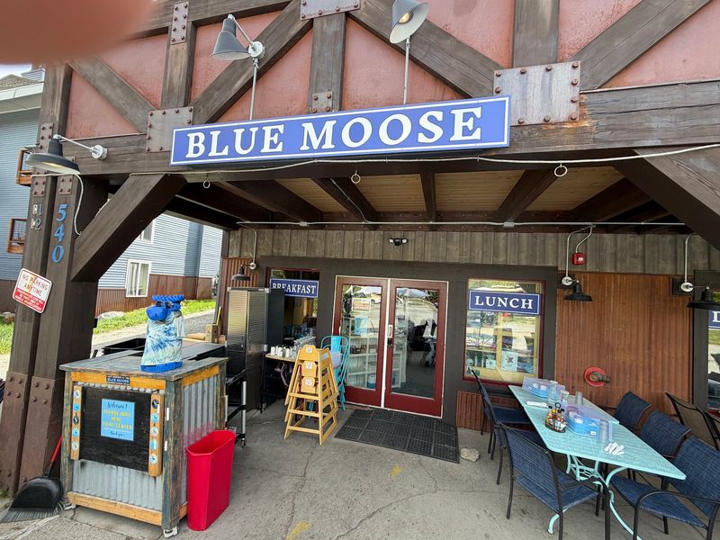 Top 10 Breakfast Places In The Colorado High Country Worth The Drive In 2026 - Decor Hint Blue Moose Restaurant