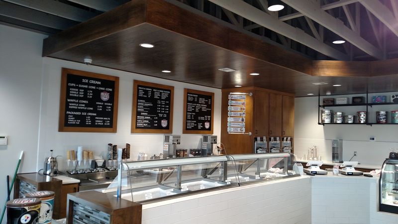 Colby Ridge Popcorn & Ice Cream In Lincoln, Nebraska, Is A Local Favorite For Flavored Popcorn - Decor Hint A Popcorn Shop That Quietly Scoops Serious Ice Cream