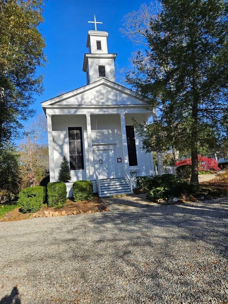 This Georgia Church Holds A Rare Treasure That Few Other Churches Have - Decor Hint A Rare Pipe Organ From 1848 Steals The Show