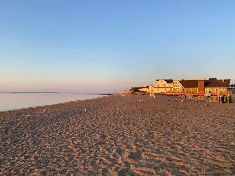 Penfield Beach, Fairfield