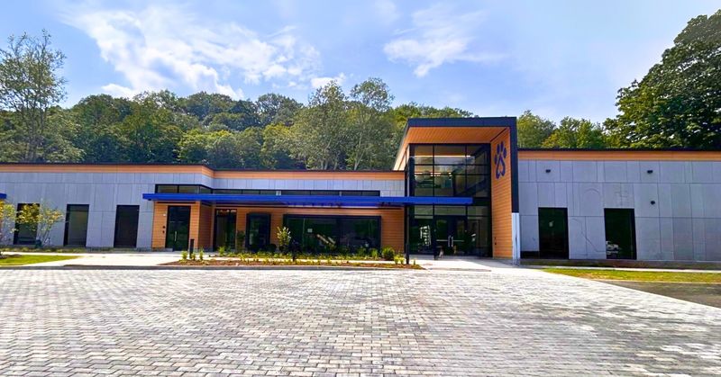 Connecticut Humane Society Pet Resource Center, Wilton