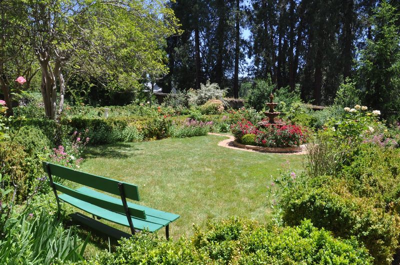 Senior Living Options Come With Trails And Classes Nearby