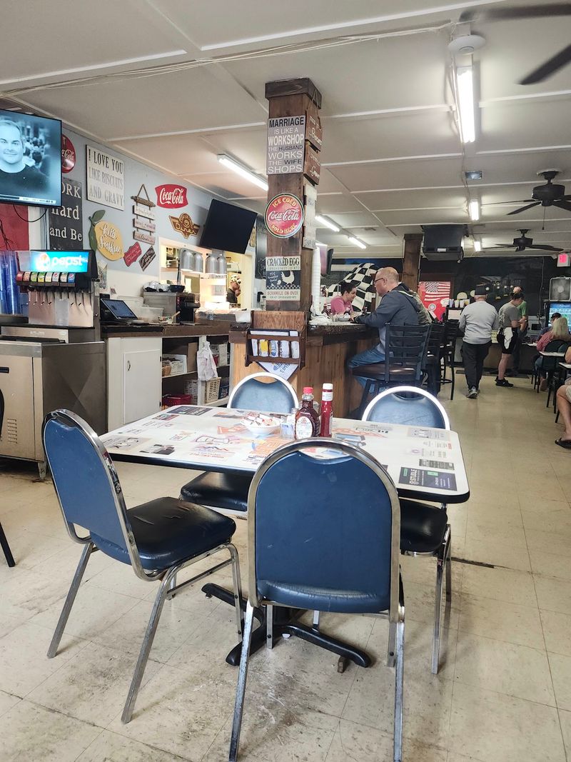 Lisa’s Fifth Street Diner