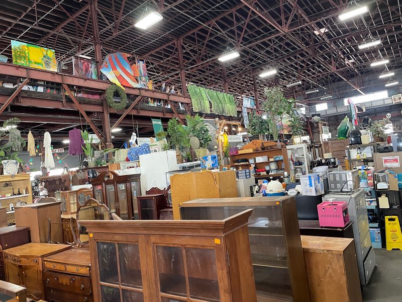 Bringing Reusable Goods Instead Of Tossing Them