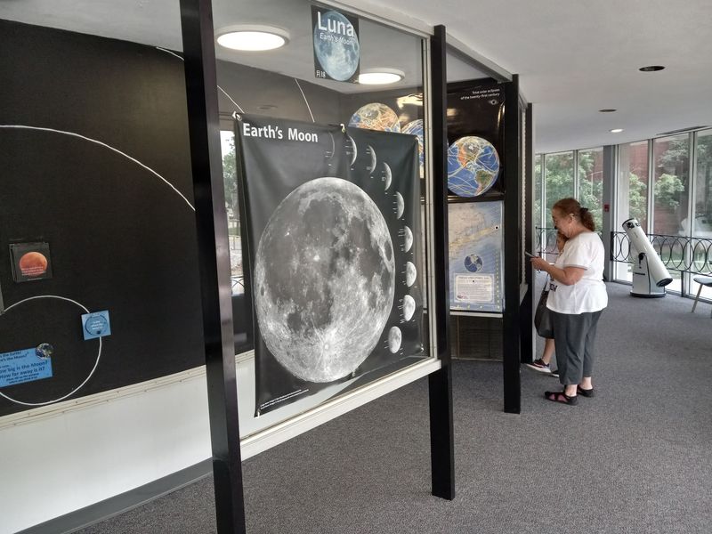 Show Up Early And Play With The Exhibits