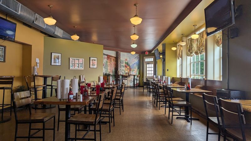Papa Leno's, Berea