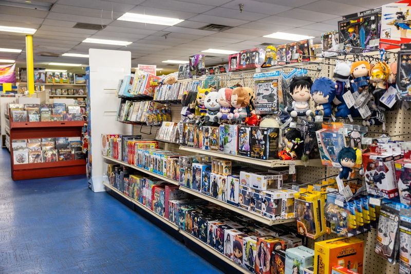 The 10 Kentucky Hobby Shops Collectors Wish They Could Keep A Secret - Decor Hint Big Bang, Owensboro