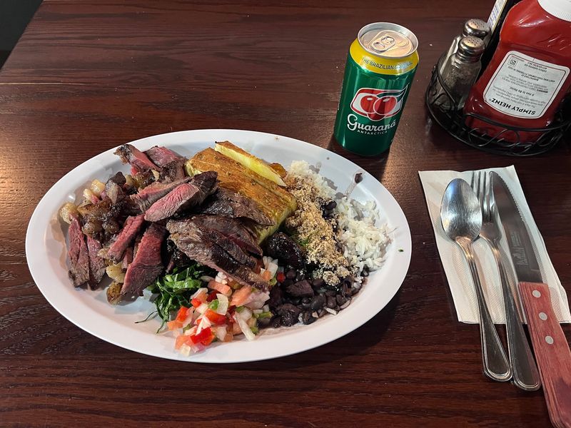 Generous Portions Make Arriving Hungry A Smart Move