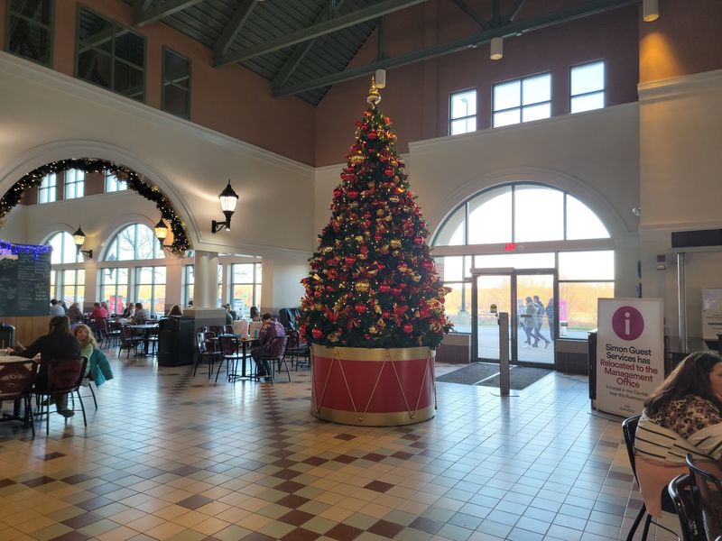 A Relaxed Pace That Suits Lots Of Shoppers