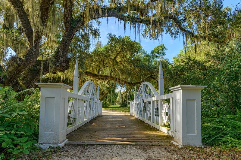 A Quiet Gate Off Corkscrew Road