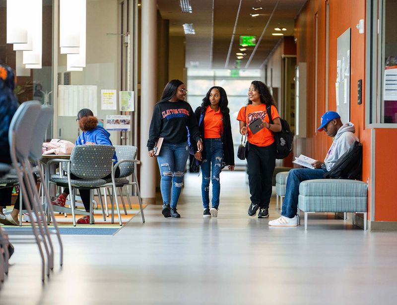 This Georgia University Ranked No. 1 Among Small Colleges And Its Affordable Education Is Turning Heads - Decor Hint Laptops Before Laptops Were Cool