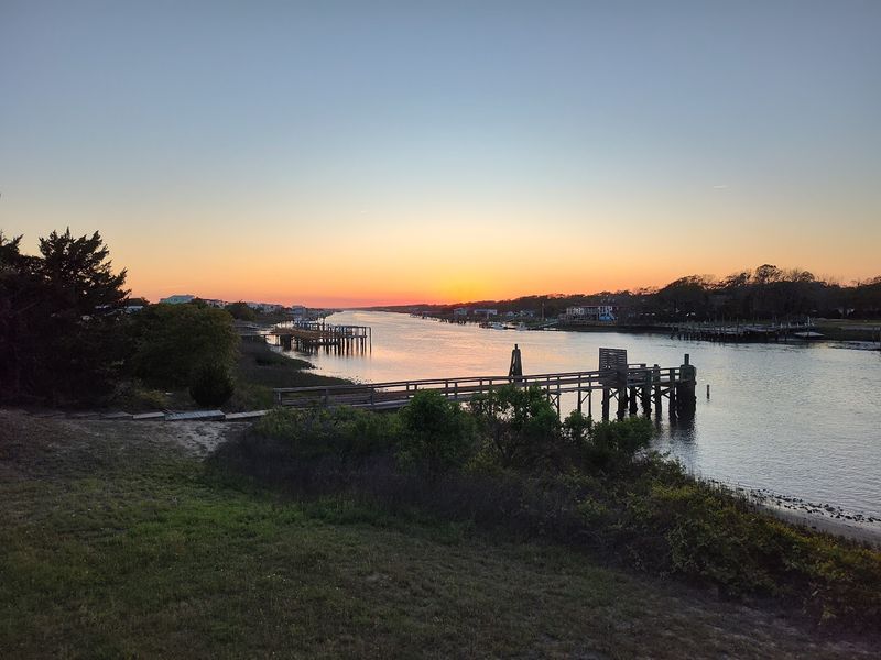This North Carolina Coastal Festival Brings More Than 100 Artists To The Beach Next Weekend - Decor Hint Make A Full Coastal Weekend Out Of Your Visit