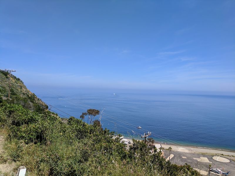 12 Things Not To Do On Catalina Island In California If You Want To Avoid Rookie Mistakes - Decor Hint Don't Expect Reliable Cell Service Once You Leave Avalon